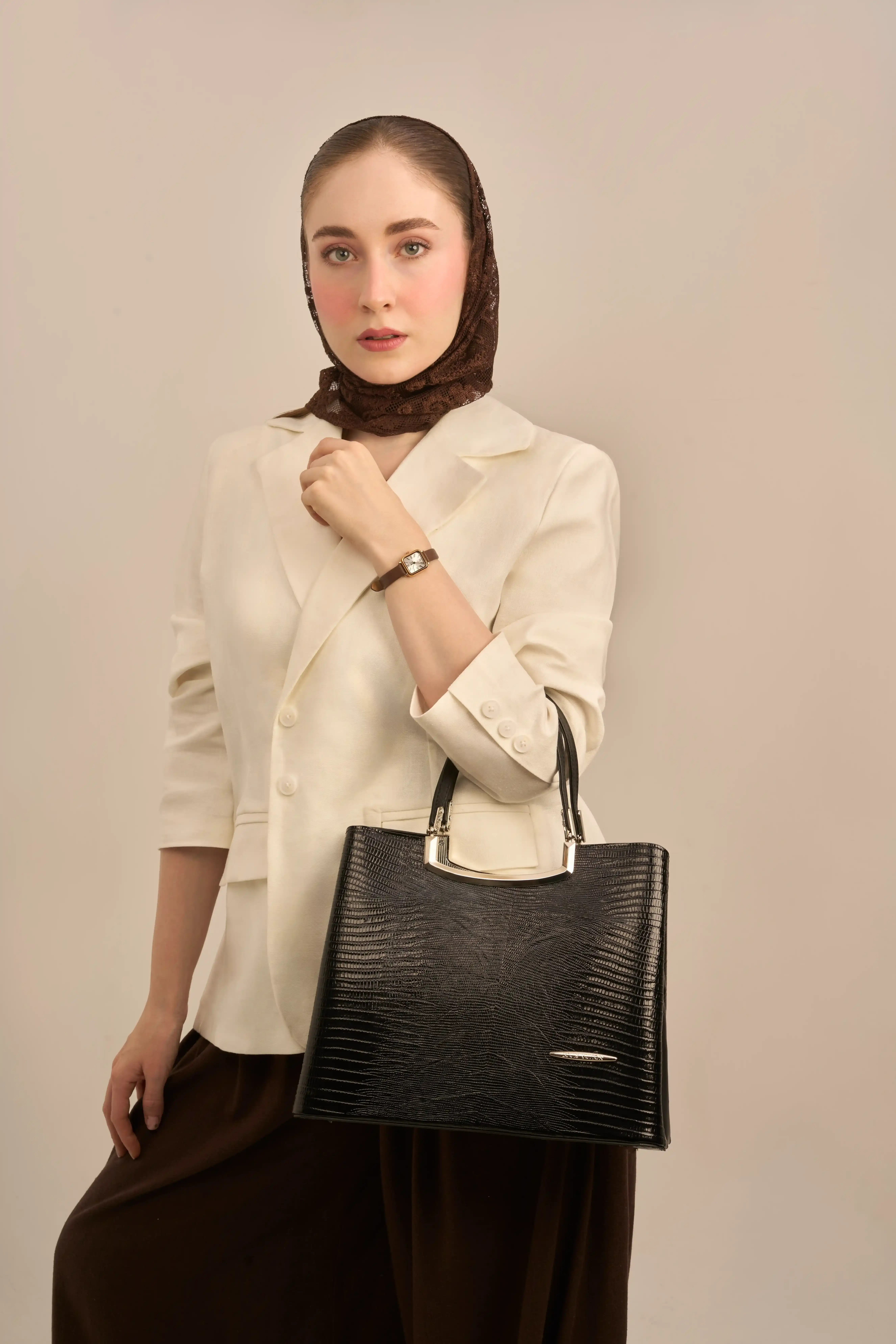 کیف تمام چرم 2046